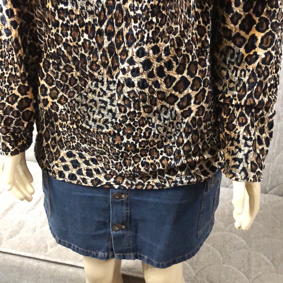 🌺BEAUTIFUL ANIMALS PRINT SWEATER SIZE M-L - Picture 7 of 10